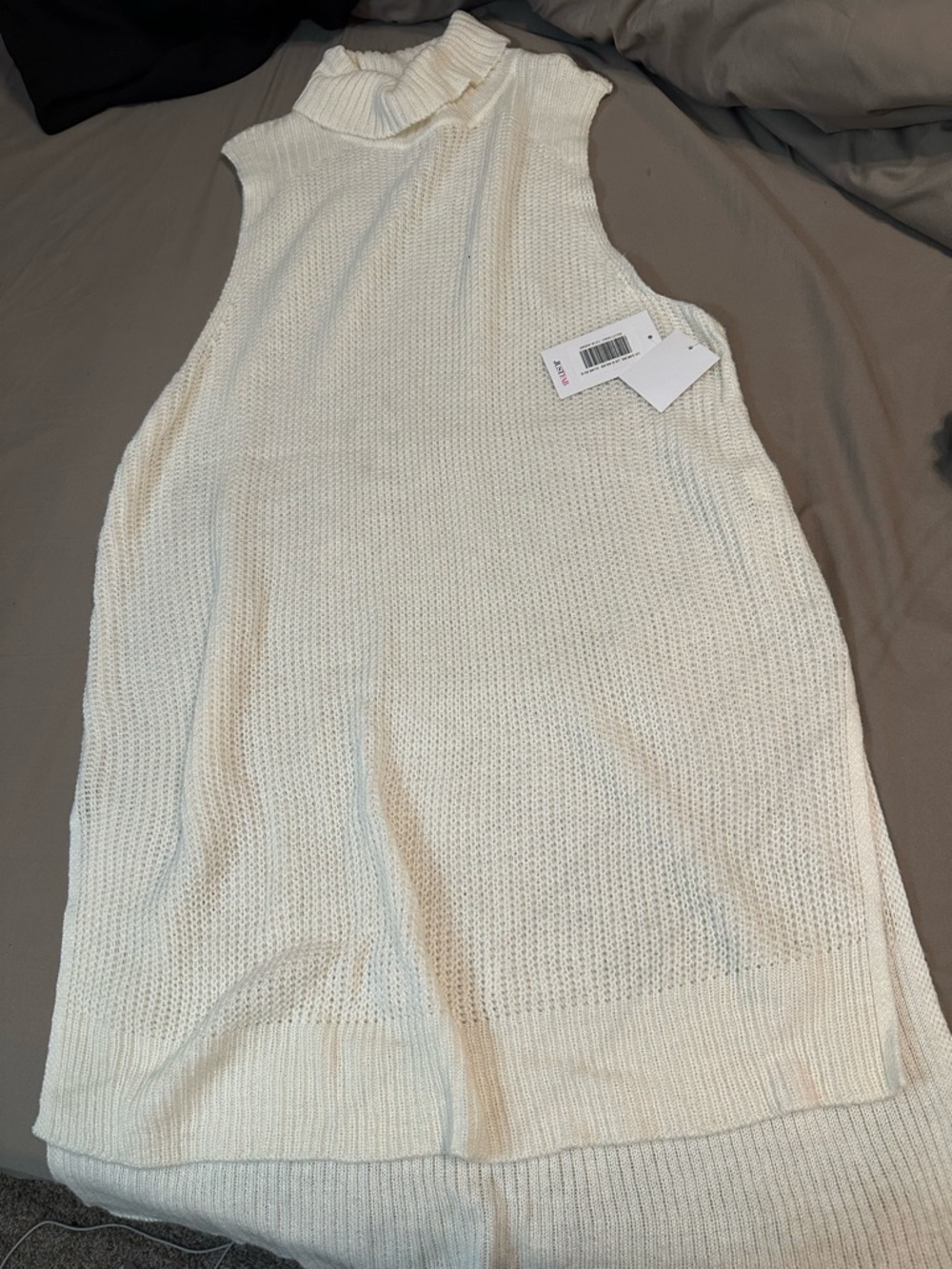 JustFab Cream Sleeveless Knit Tunic